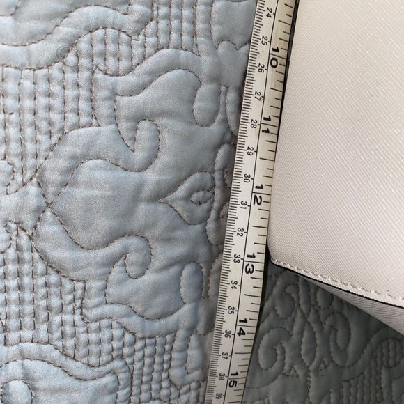 Catherine Malandrino 3D Floral Annabelle Frame Satchel w/dust bag - Picture 11 of 16